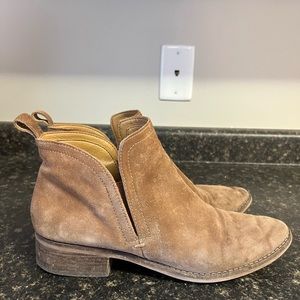 Dolce Vita Ankle Boots